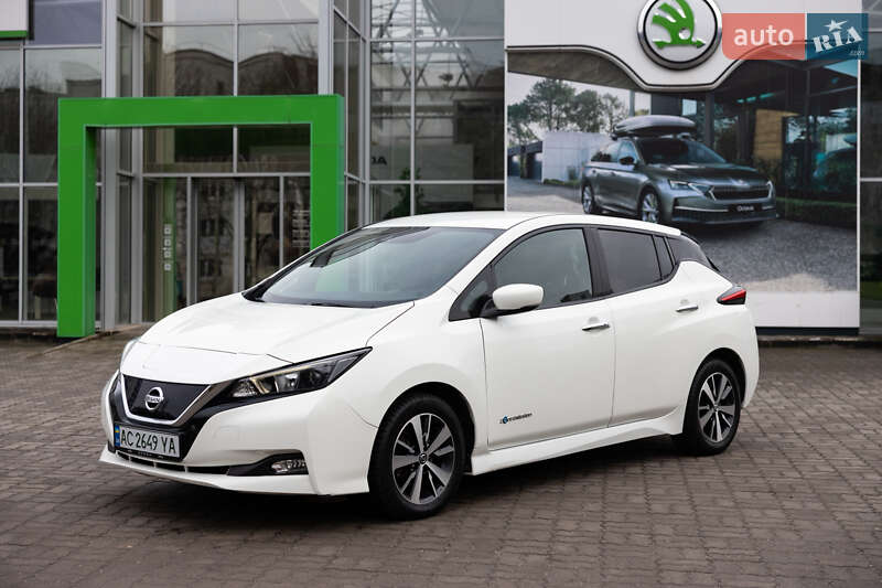 Хэтчбек Nissan Leaf 2018 в Луцке