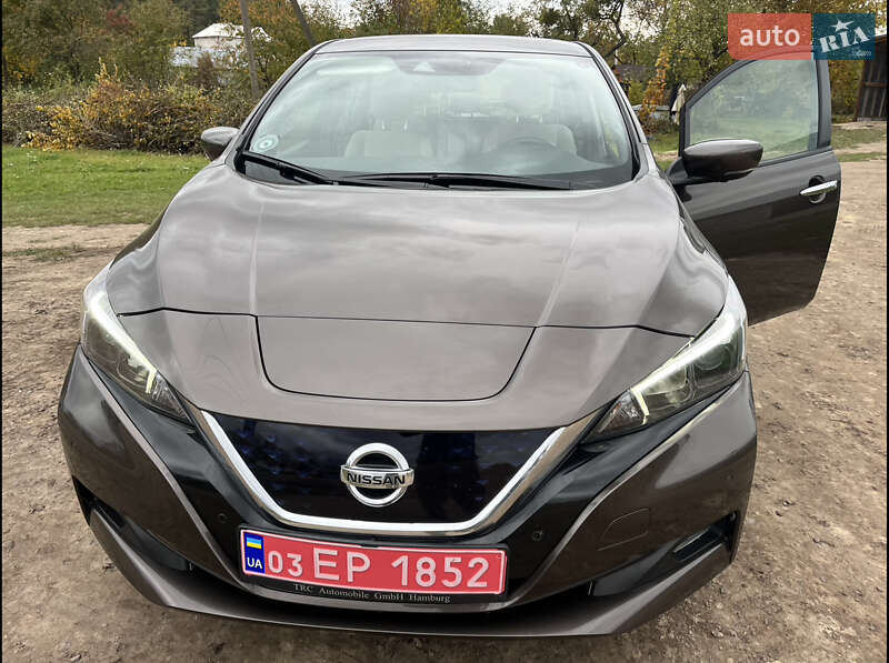 Хэтчбек Nissan Leaf 2021 в Бродах
