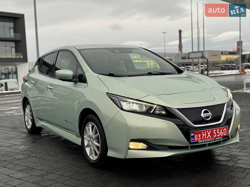 Хэтчбек Nissan Leaf 2018 в Львове