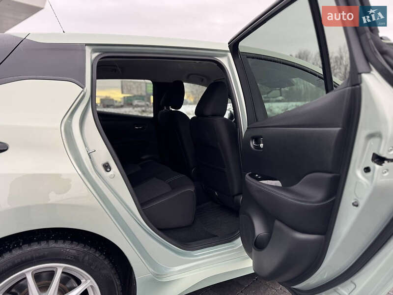 Хэтчбек Nissan Leaf 2018 в Львове