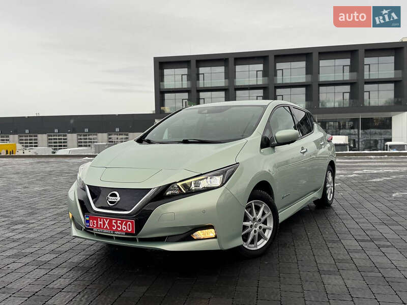 Хэтчбек Nissan Leaf 2018 в Львове