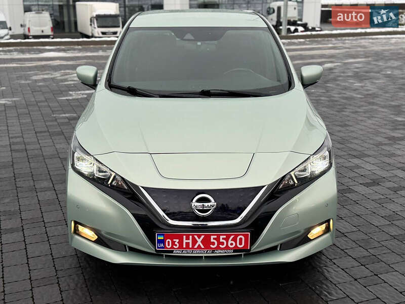 Хэтчбек Nissan Leaf 2018 в Львове
