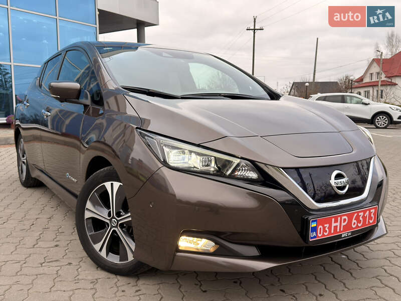 Хэтчбек Nissan Leaf 2018 в Ковеле