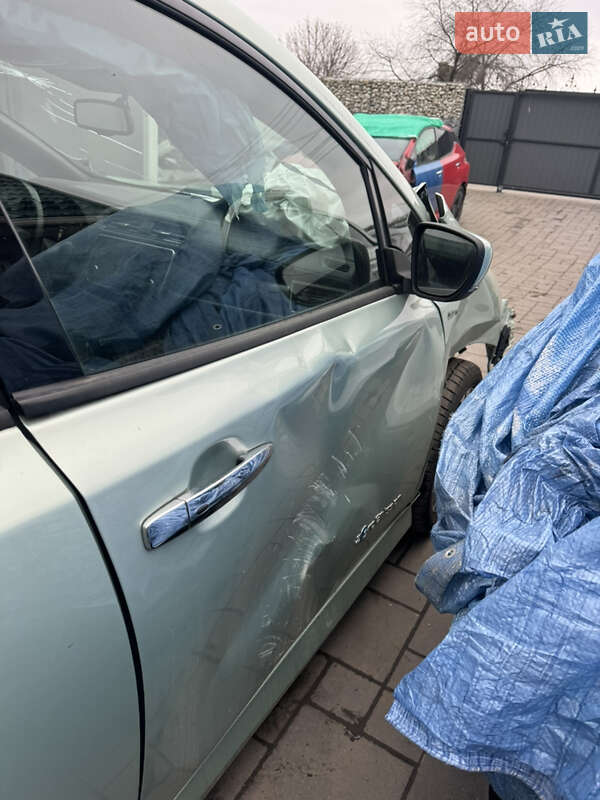 Хэтчбек Nissan Leaf 2018 в Ровно фото 10 Хэтчбек Nissan Leaf 2018 в Ровно