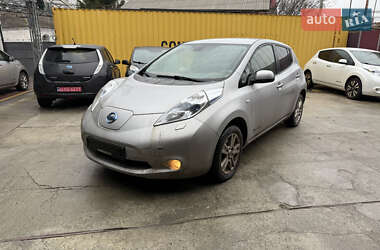 Хетчбек Nissan Leaf 2012 в Умані