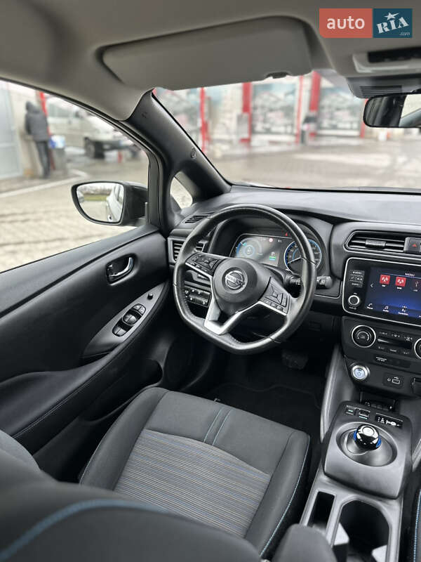 Хэтчбек Nissan Leaf 2021 в Виннице