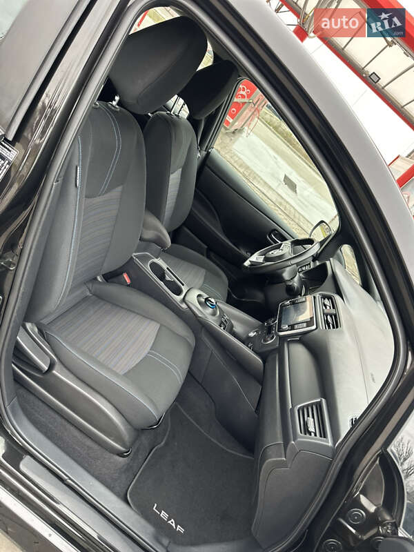 Хэтчбек Nissan Leaf 2021 в Виннице