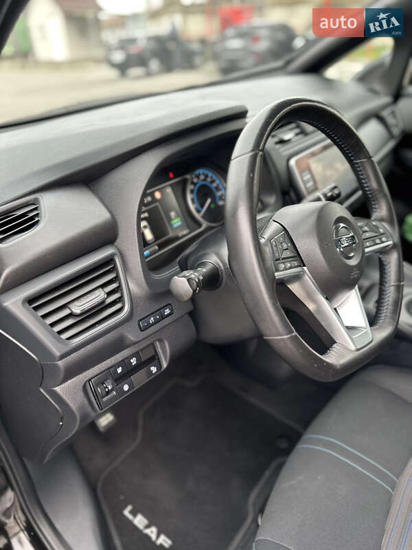 Хэтчбек Nissan Leaf 2021 в Виннице