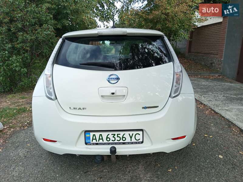 Хэтчбек Nissan Leaf 2014 в Киеве