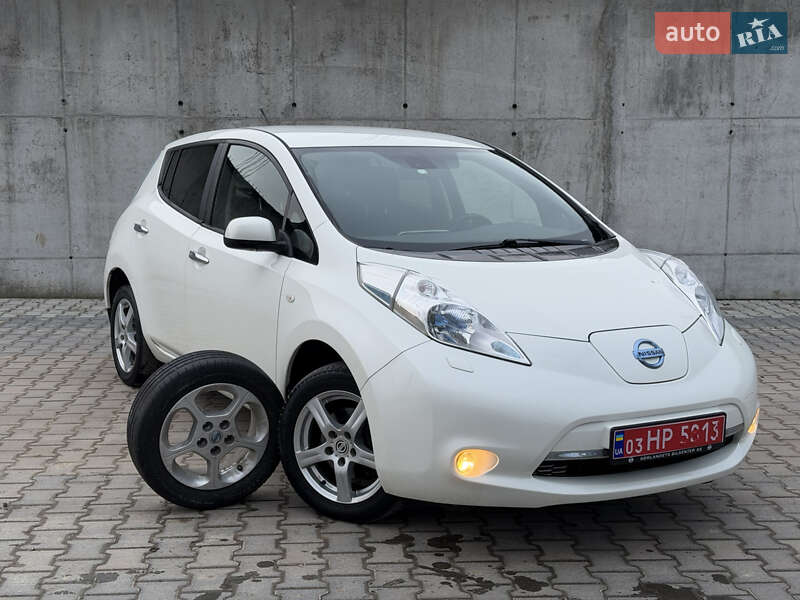 Хэтчбек Nissan Leaf 2013 в Тернополе