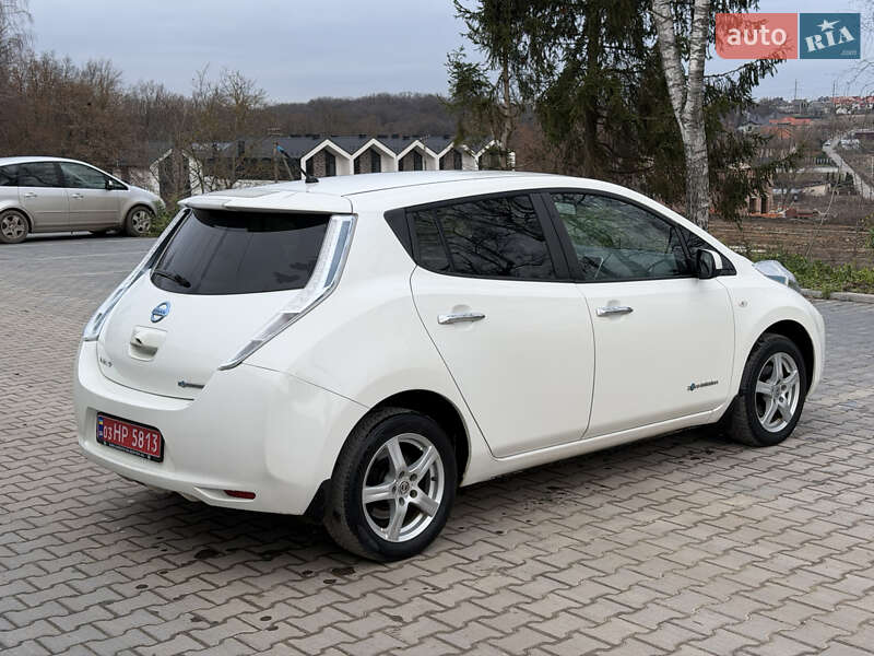 Хэтчбек Nissan Leaf 2013 в Тернополе