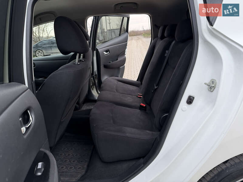Хэтчбек Nissan Leaf 2013 в Тернополе