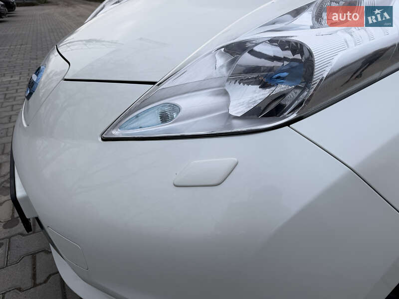Хэтчбек Nissan Leaf 2013 в Тернополе