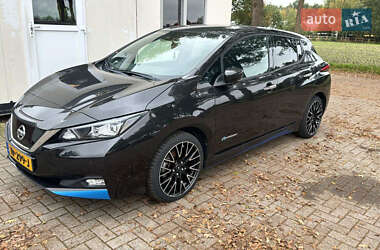 Хэтчбек Nissan Leaf 2018 в Кременце