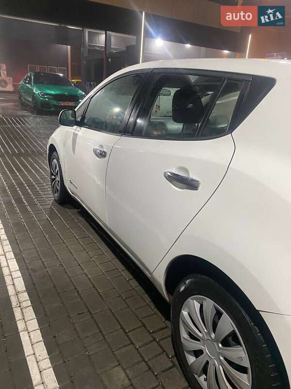 Хэтчбек Nissan Leaf 2014 в Одессе фото 7 Хэтчбек Nissan Leaf 2014 в Одессе