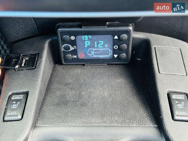 Хэтчбек Nissan Leaf 2015 в Житомире фото 13 Хэтчбек Nissan Leaf 2015 в Житомире