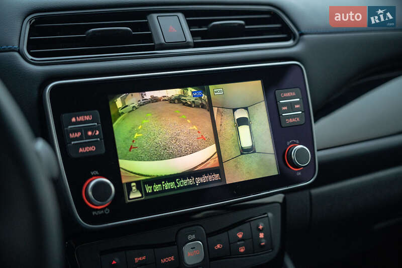 Хэтчбек Nissan Leaf 2023 в Черновцах