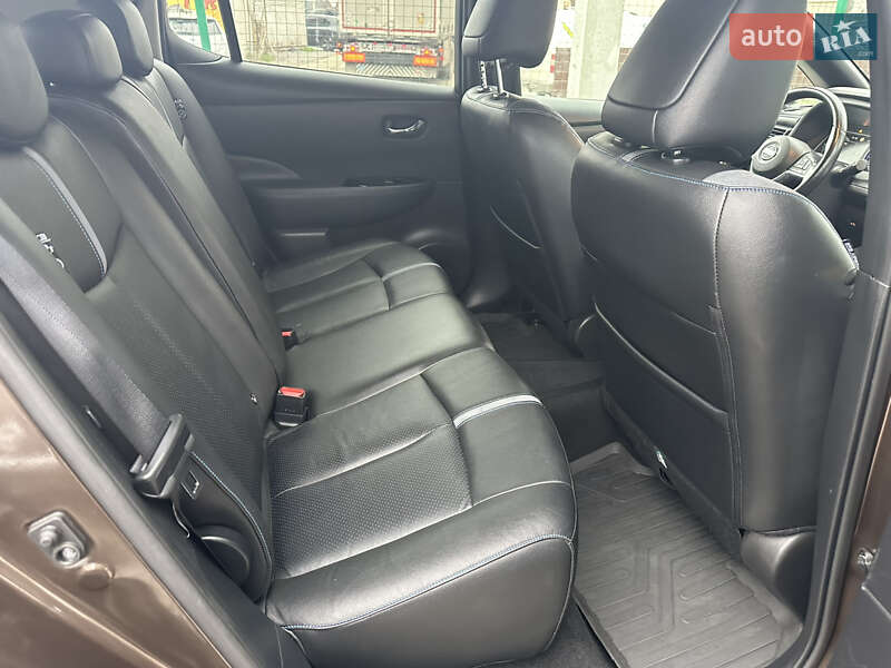 Хэтчбек Nissan Leaf 2018 в Одессе