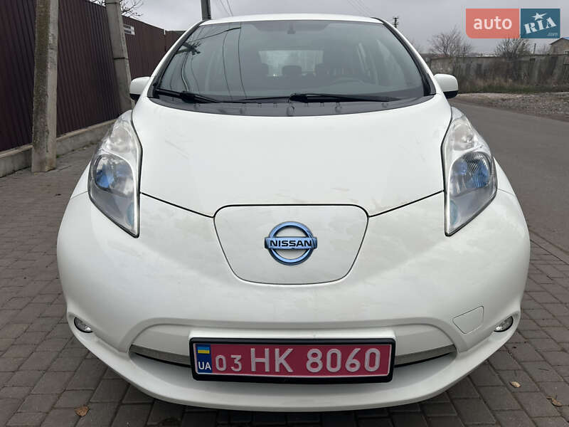 Хэтчбек Nissan Leaf 2013 в Одессе