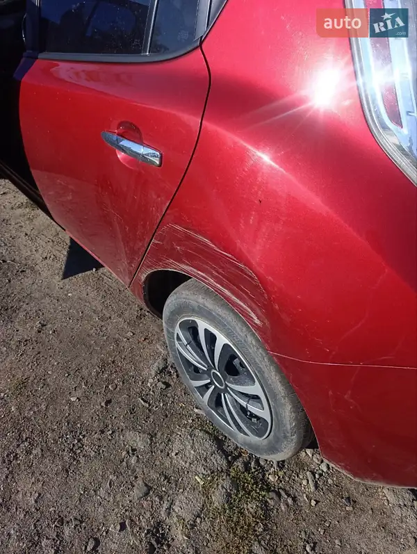 Nissan Leaf 2015