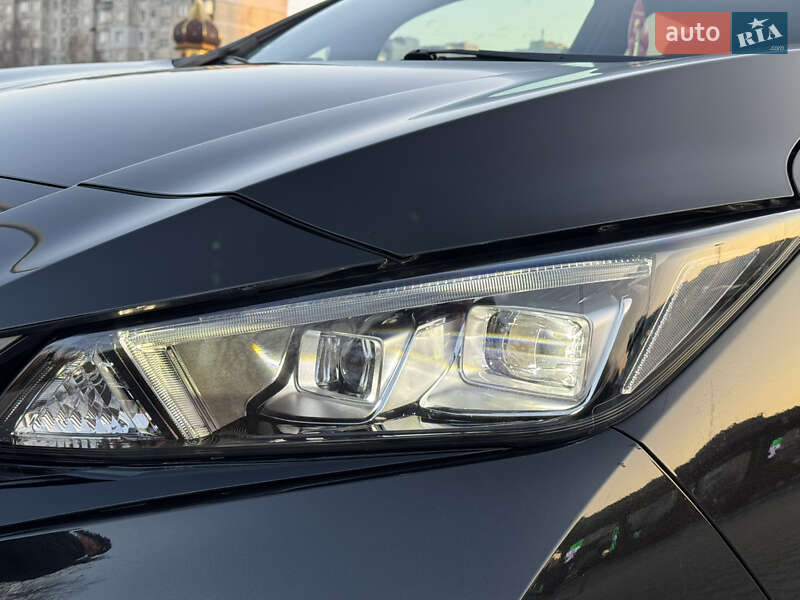 Хетчбек Nissan Leaf 2021 в Хмельницькому