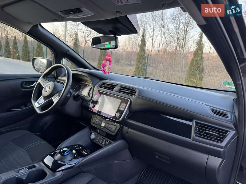 Хетчбек Nissan Leaf 2021 в Хмельницькому