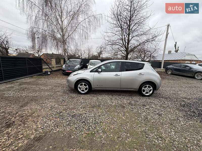 Хэтчбек Nissan Leaf 2013 в Луцке фото 10 Хэтчбек Nissan Leaf 2013 в Луцке