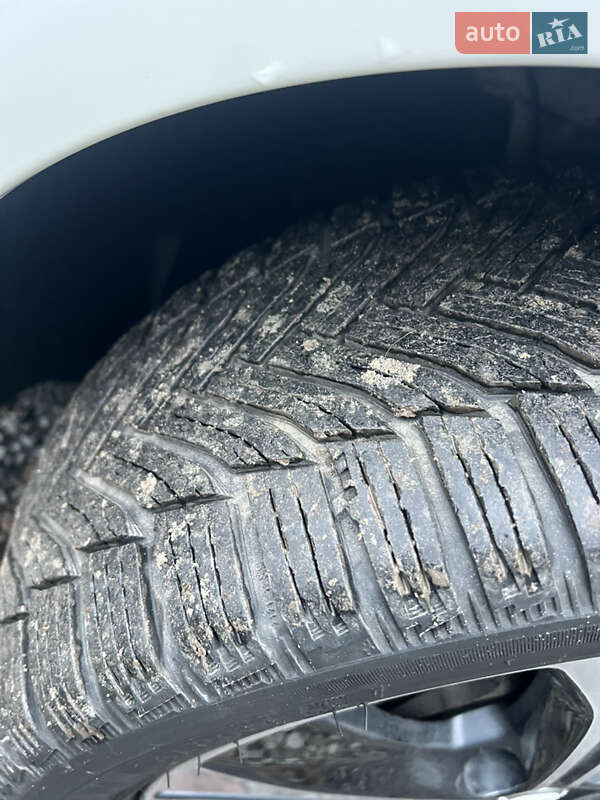 Хэтчбек Nissan Leaf 2021 в Львове