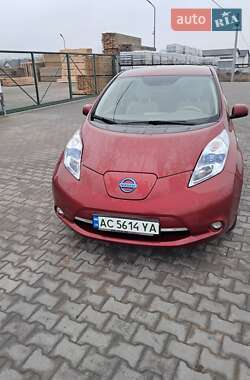 Хэтчбек Nissan Leaf 2011 в Луцке