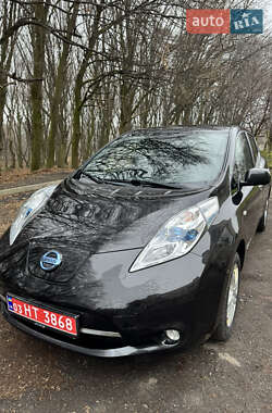 Хетчбек Nissan Leaf 2016 в Горохові