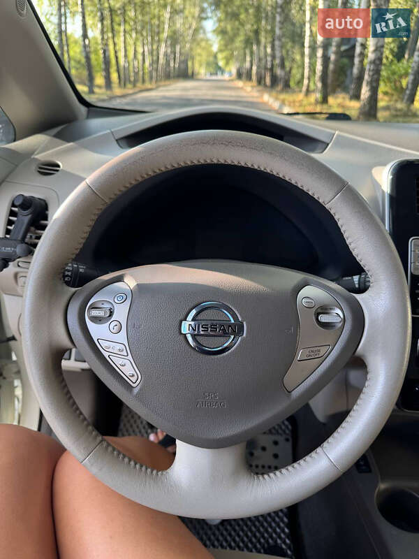 Хэтчбек Nissan Leaf 2012 в Черновцах фото 10 Хэтчбек Nissan Leaf 2012 в Черновцах