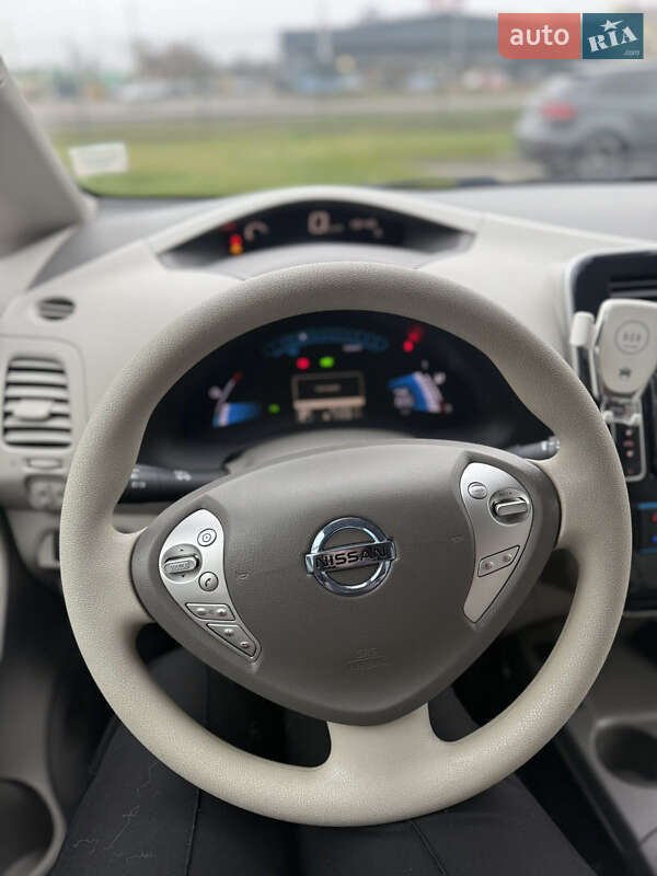 Хэтчбек Nissan Leaf 2012 в Радехове фото 17 Хэтчбек Nissan Leaf 2012 в Радехове