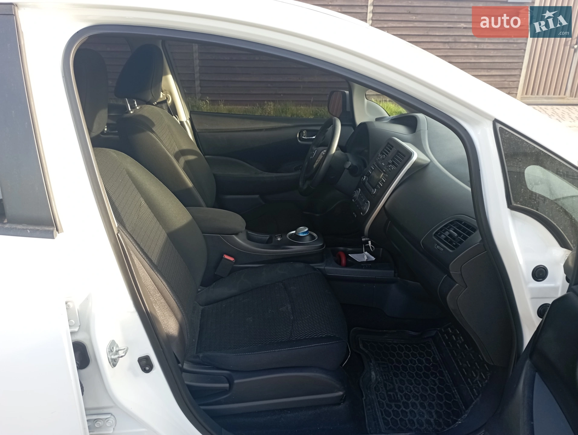 2015 Nissan Leaf - мініатюра 4