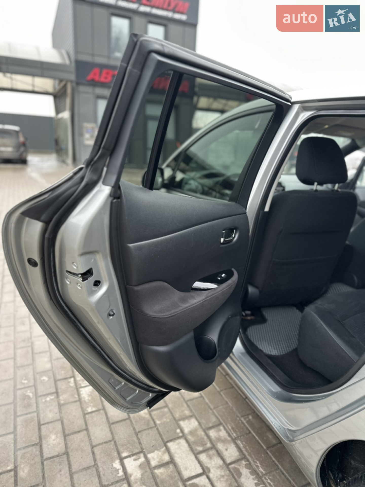 2013 Nissan Leaf - мініатюра 15