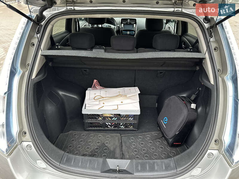 Хетчбек Nissan Leaf 2013 в Тернополі фото 23 Хетчбек Nissan Leaf 2013 в Тернополі