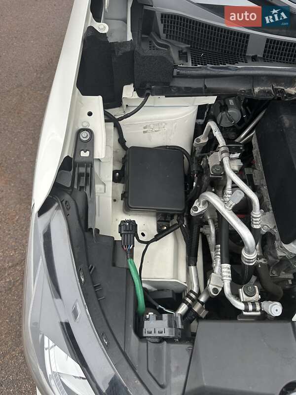 Хэтчбек Nissan Leaf 2020 в Житомире