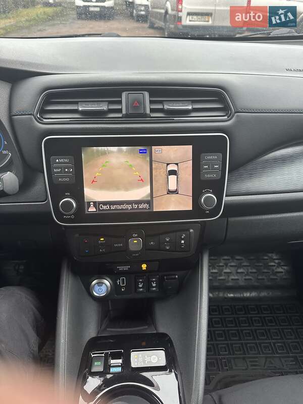 Хэтчбек Nissan Leaf 2020 в Житомире