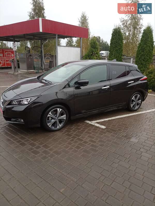 Хэтчбек Nissan Leaf 2021 в Олевске фото 3 Хэтчбек Nissan Leaf 2021 в Олевске