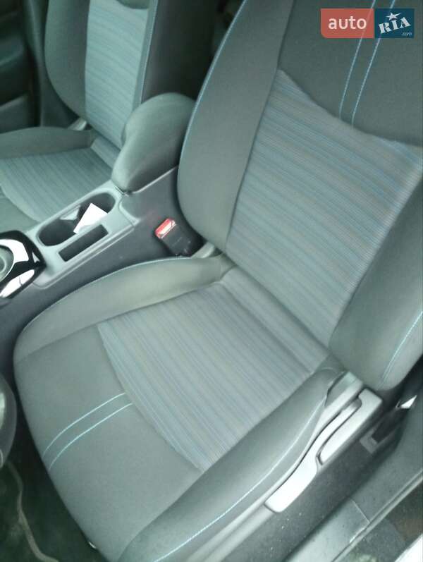 Хэтчбек Nissan Leaf 2021 в Олевске фото 29 Хэтчбек Nissan Leaf 2021 в Олевске