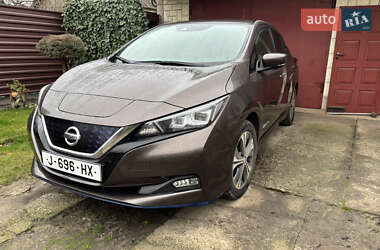 Хетчбек Nissan Leaf 2020 в Черкасах