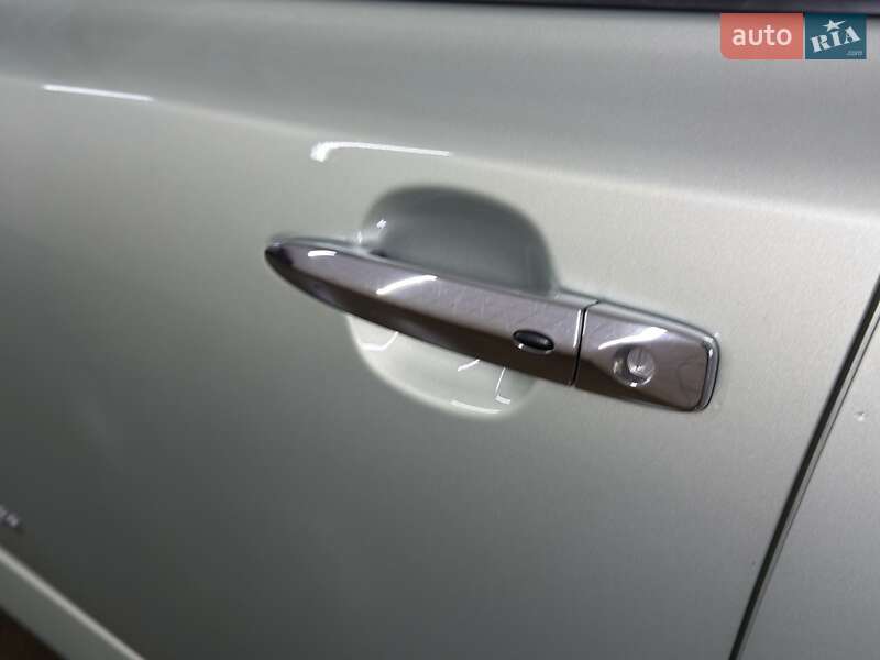 Хетчбек Nissan Leaf 2018 в Кременчуці