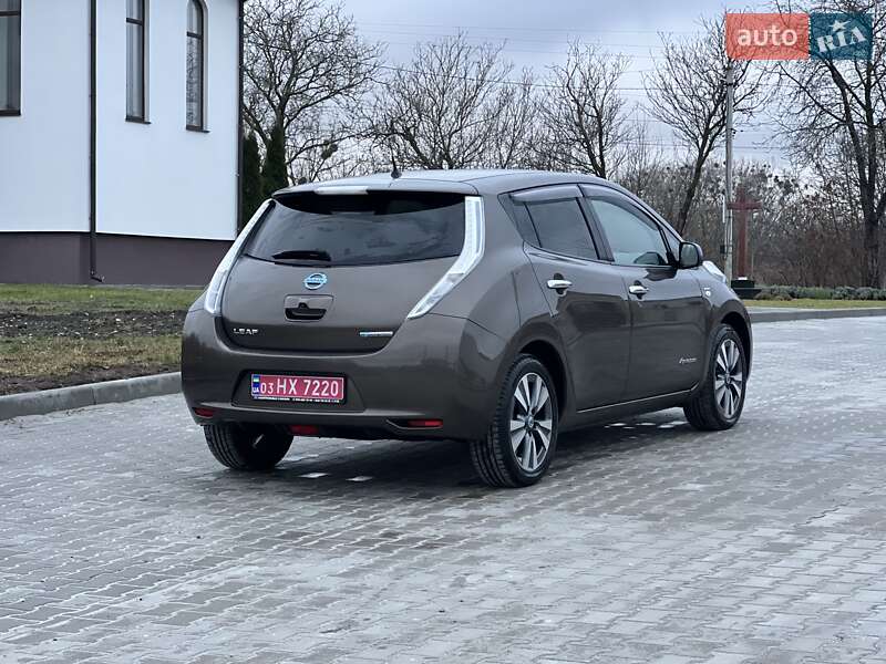 Хэтчбек Nissan Leaf 2017 в Ровно
