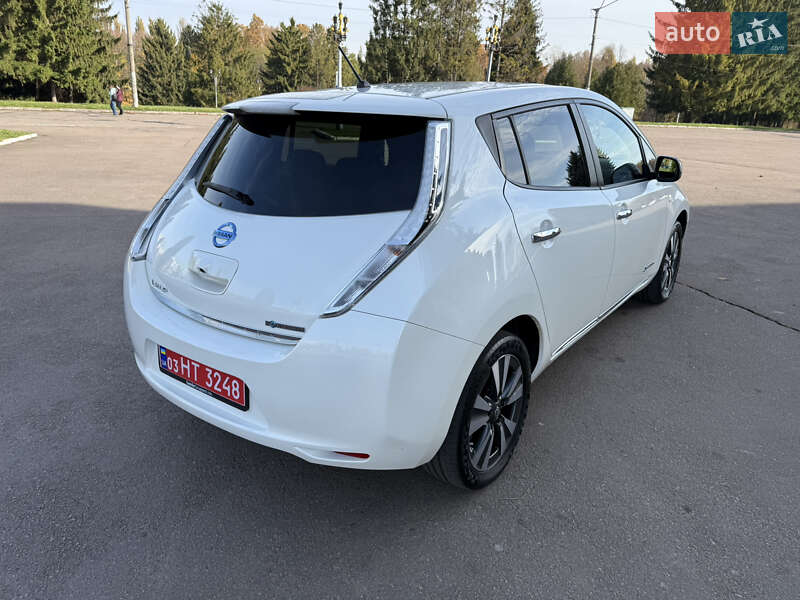 Хэтчбек Nissan Leaf 2014 в Ровно