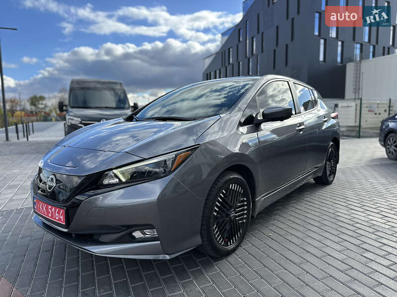 Хетчбек Nissan Leaf 2023 в Рівному