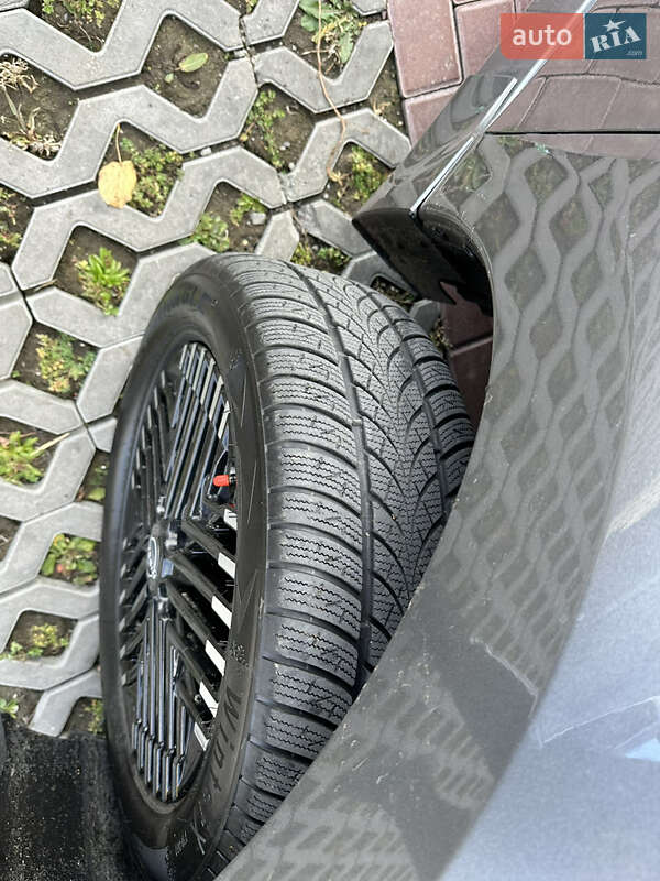 Хетчбек Nissan Leaf 2023 в Рівному