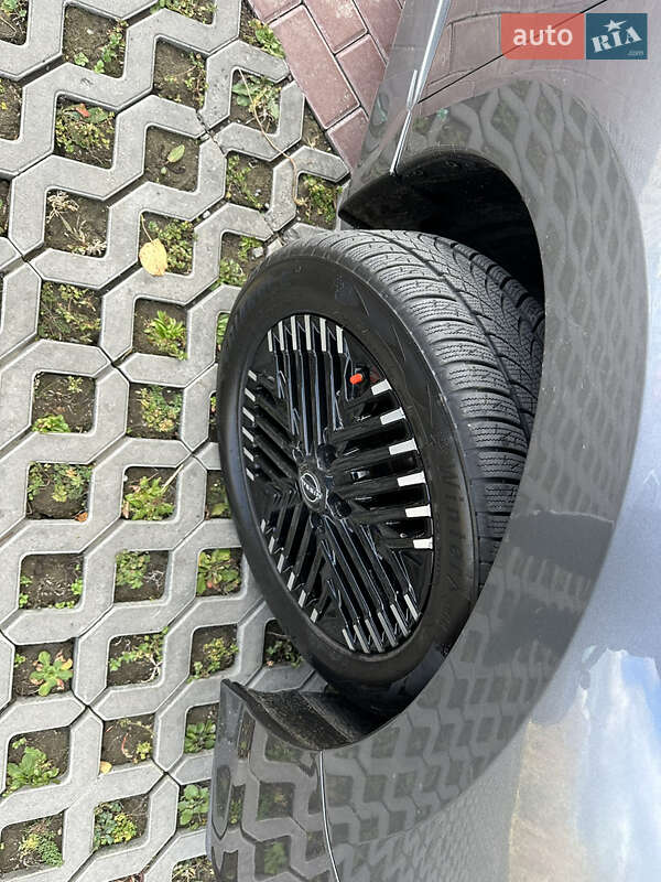 Хетчбек Nissan Leaf 2023 в Рівному