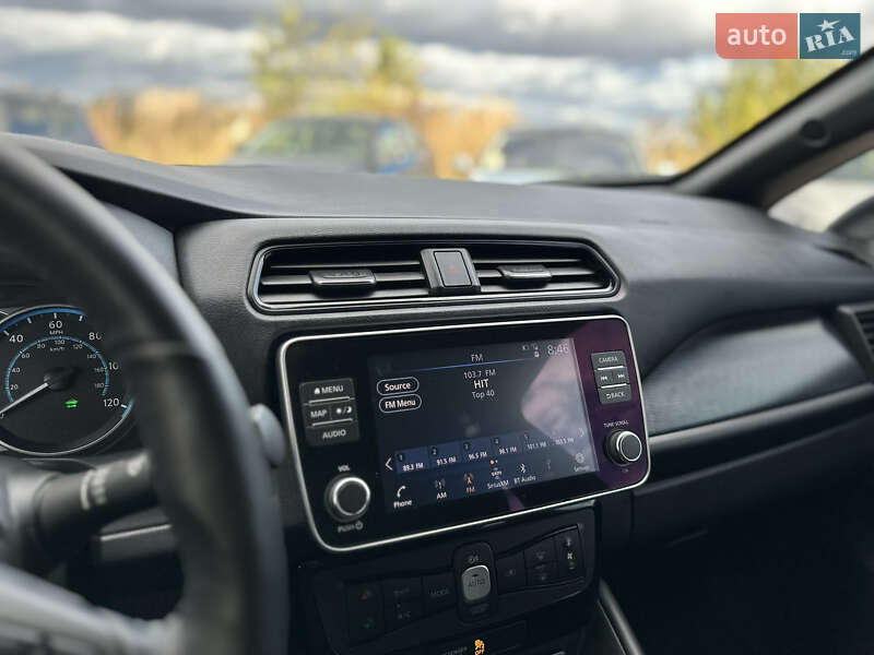 Хетчбек Nissan Leaf 2023 в Рівному