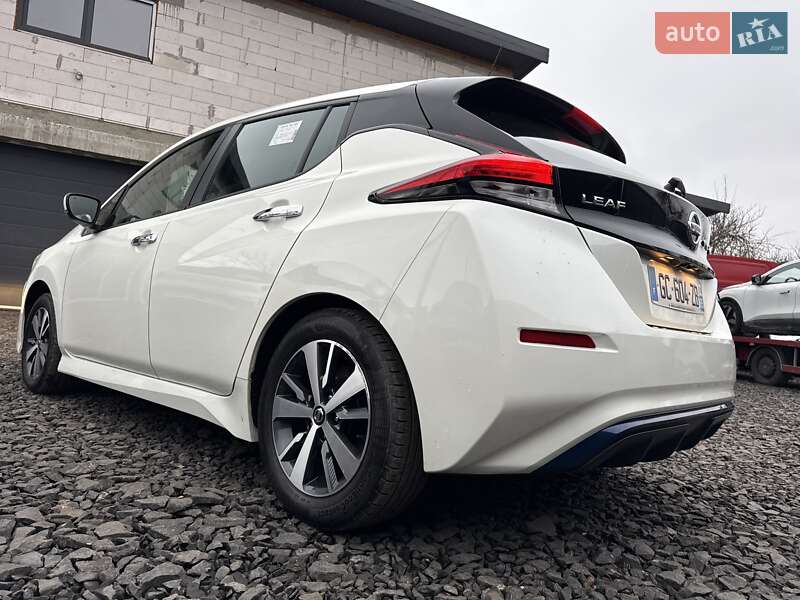 Хэтчбек Nissan Leaf 2021 в Луцке