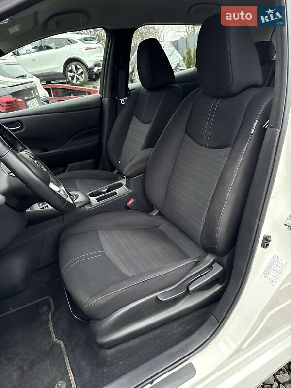 Хэтчбек Nissan Leaf 2021 в Луцке