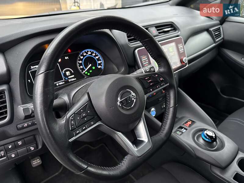 Хэтчбек Nissan Leaf 2021 в Луцке